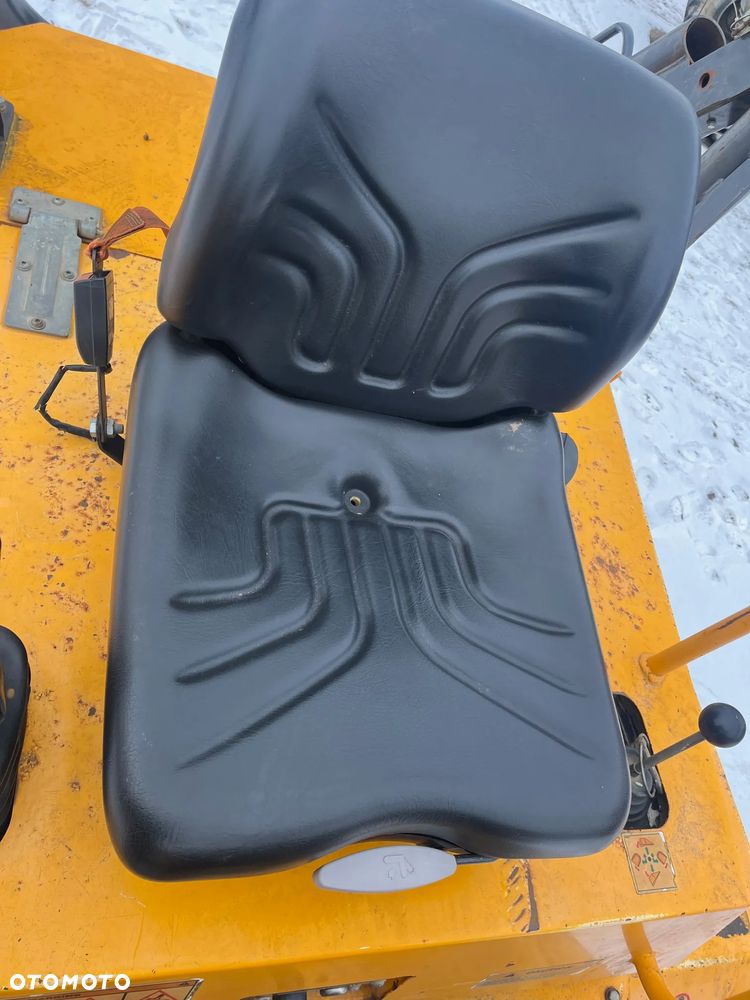 Thwaites 6000Ton - 9