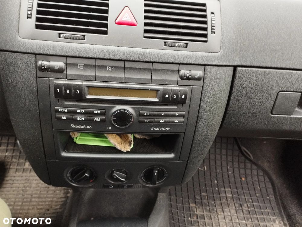 Skoda Fabia 2.0 Elegance - 7