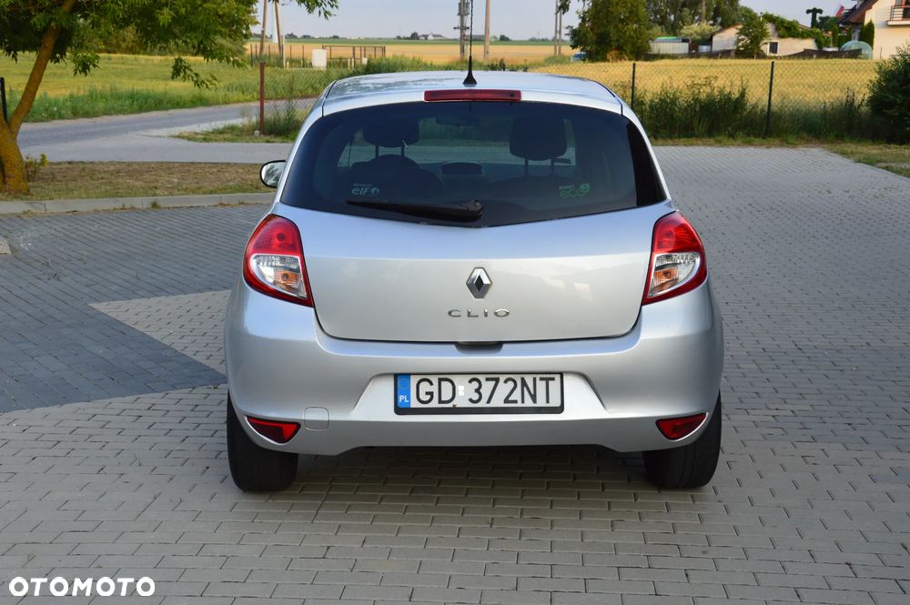 Renault Clio - 13