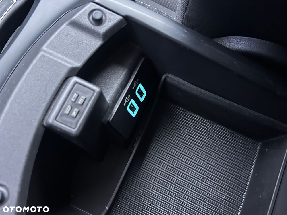 Ford C-MAX - 17