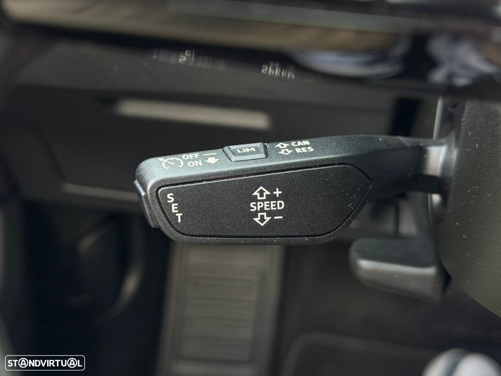 Audi Q8 e-Tron 55 quattro Advanced - 29