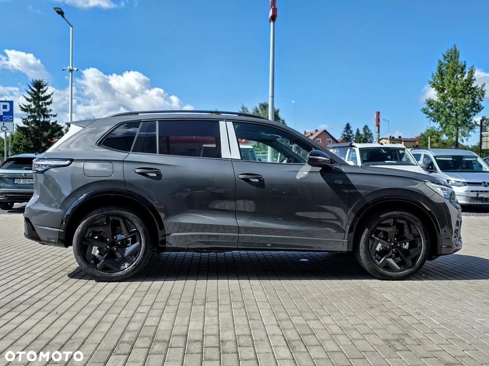 Volkswagen Tiguan 1.5 eTSI R-Line Plus DSG - 8
