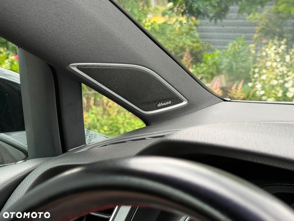 Volkswagen Golf GTI Performance BlueMotion Technology DSG - 38