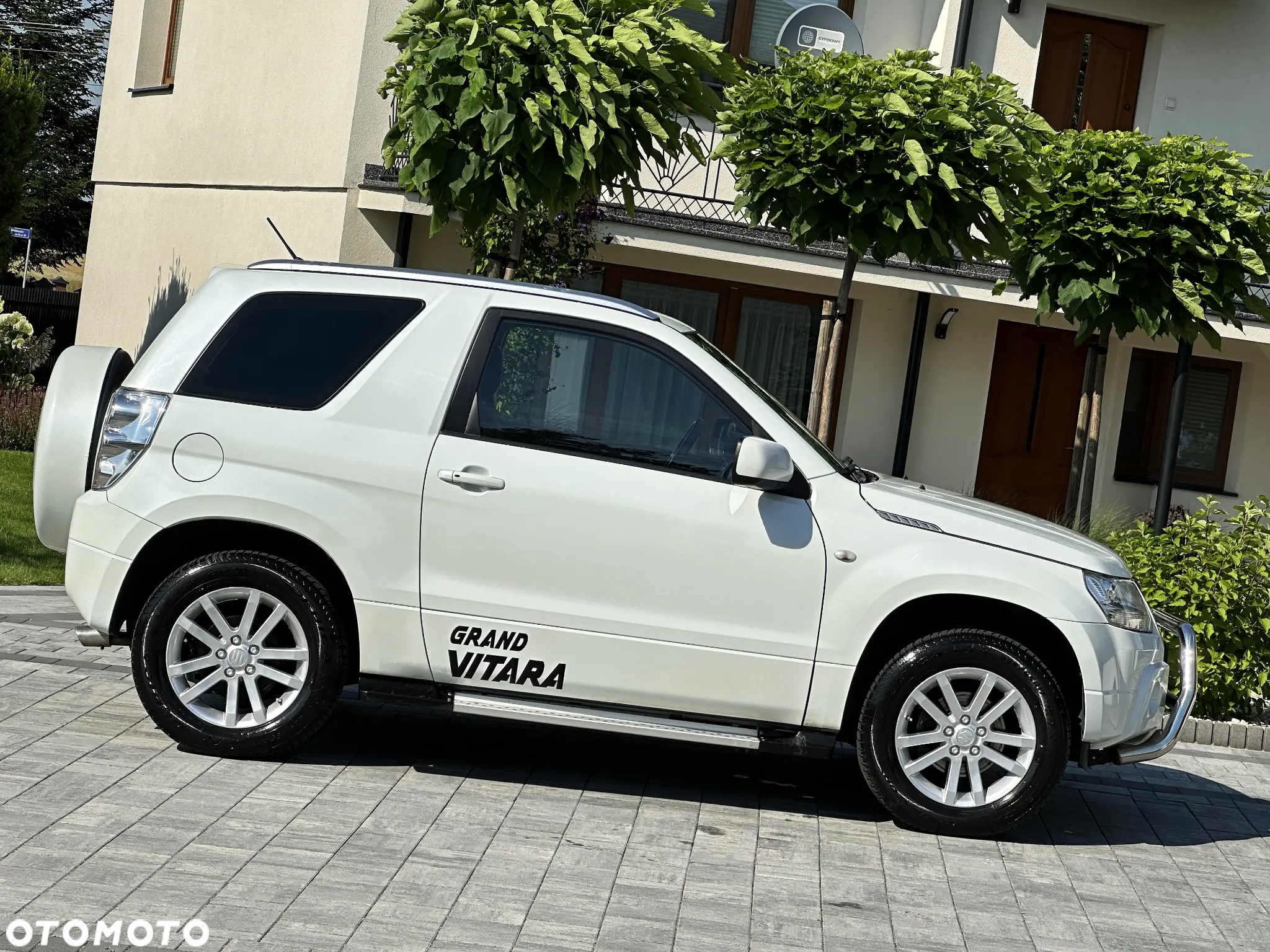 Suzuki Grand Vitara 1.6 De luxe - 4