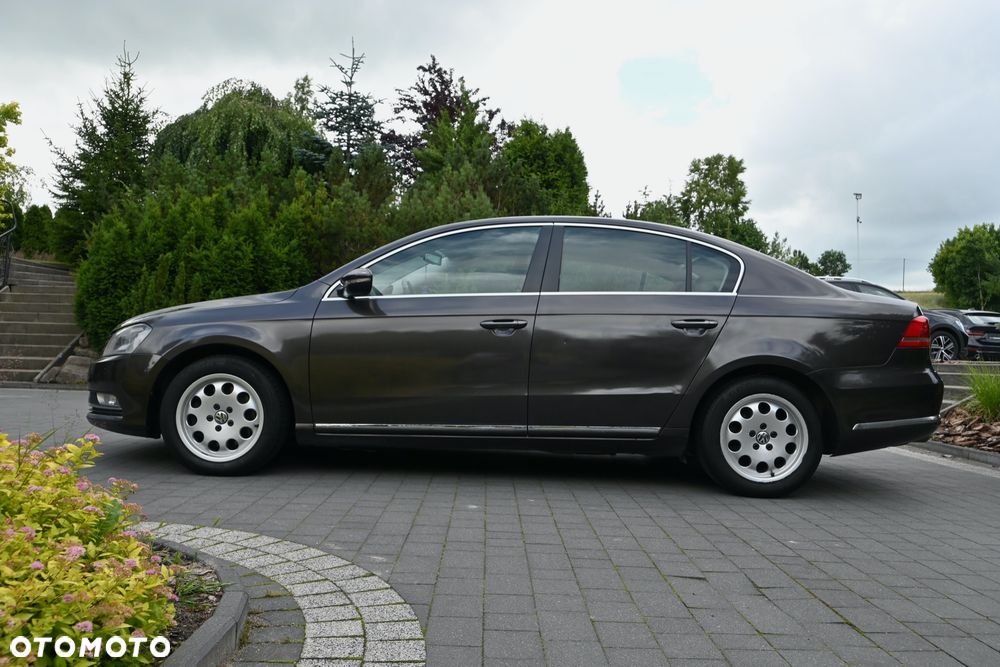 Volkswagen Passat 2.0 TDI Highline - 3