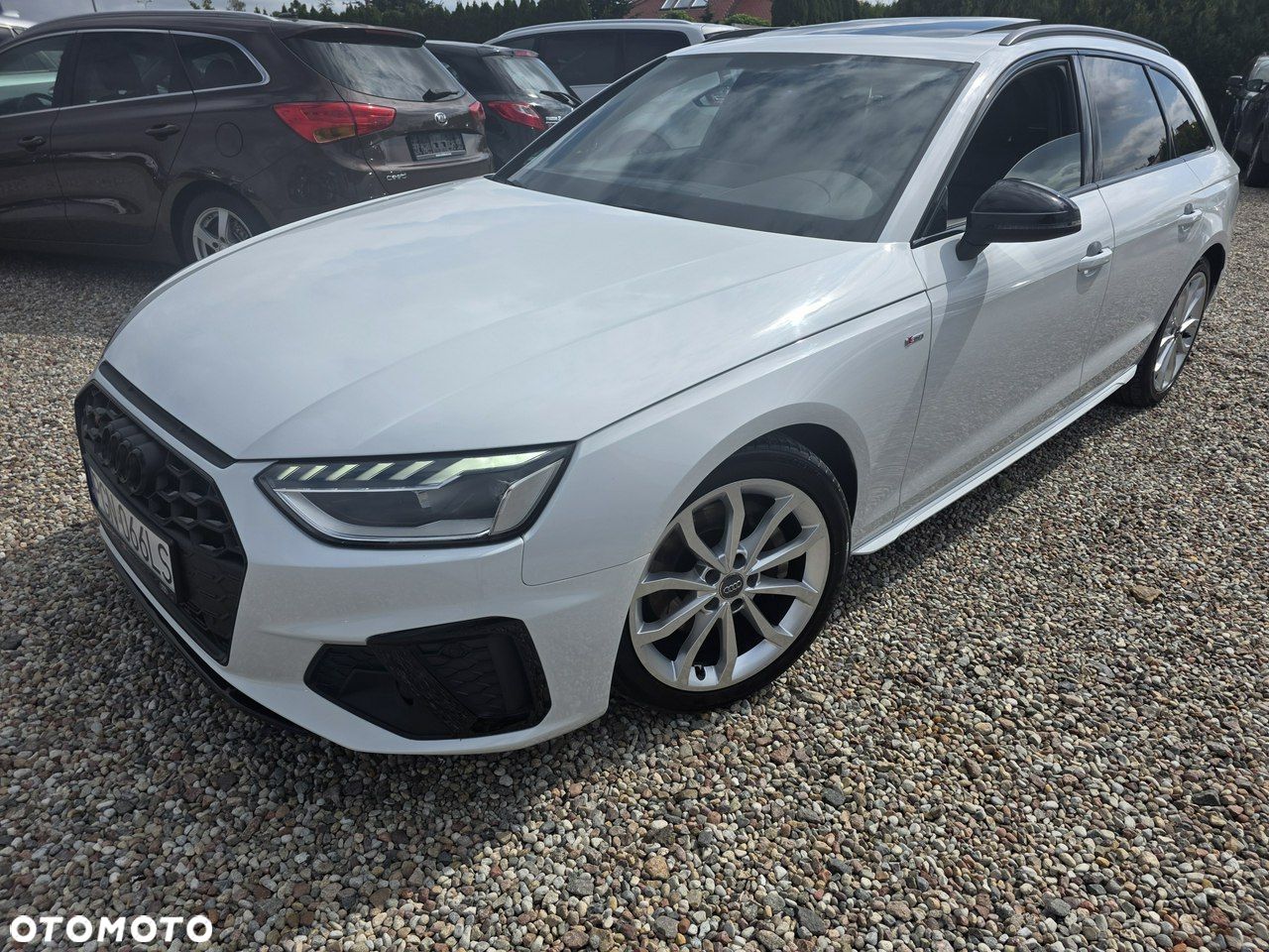 Audi A4 - 1