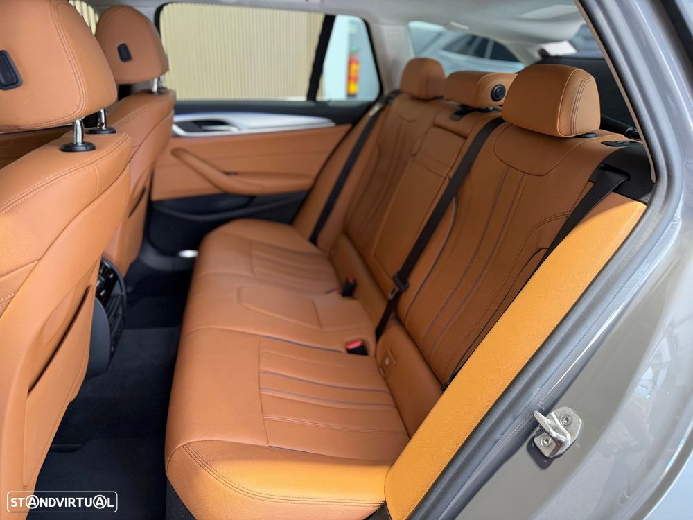 BMW 520 e Aut. Luxury Line - 25