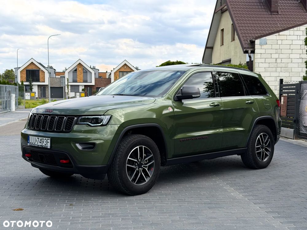 Jeep Grand Cherokee - 10