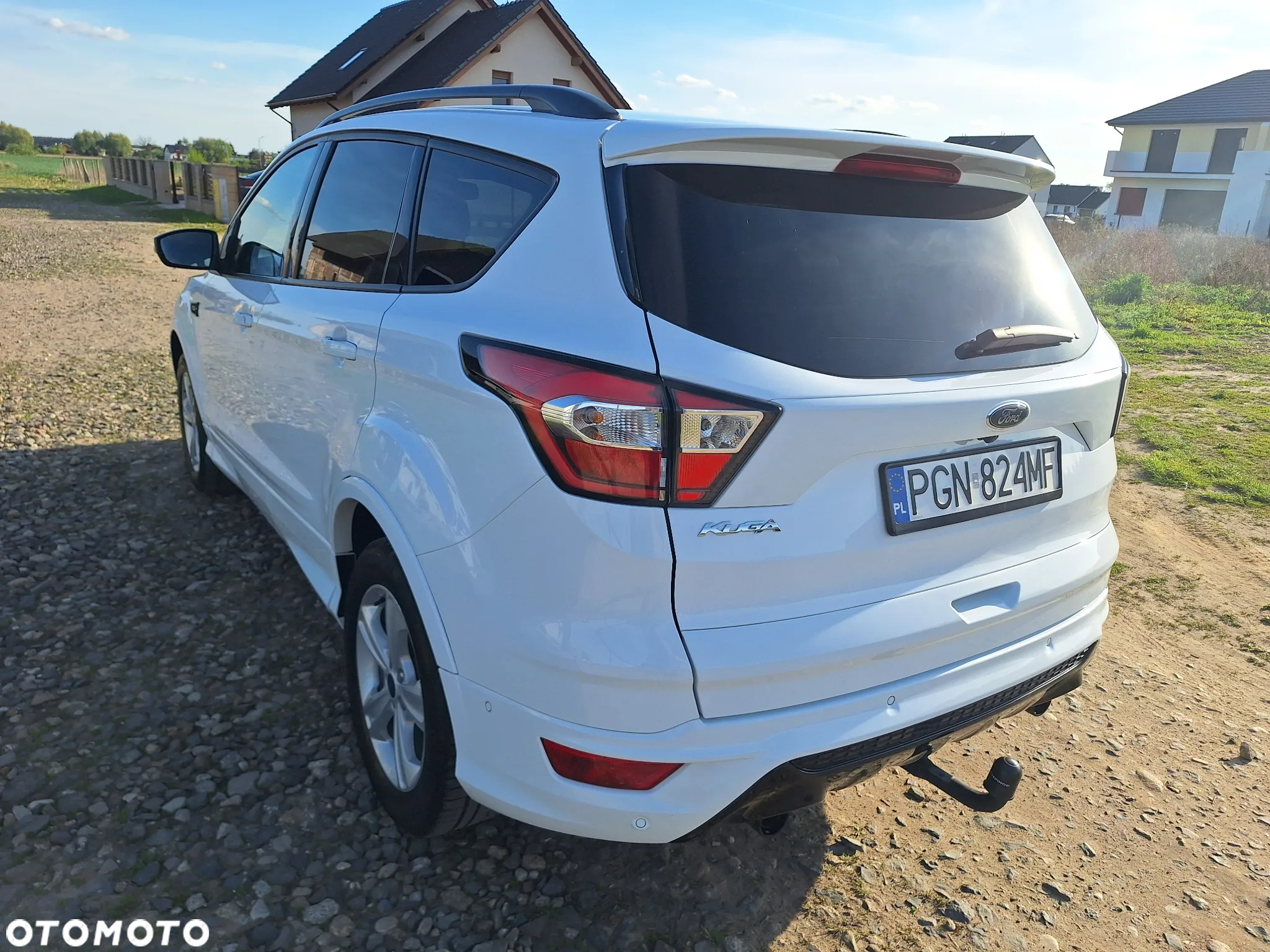 Ford Kuga 2.0 TDCi 2x4 ST-Line - 9