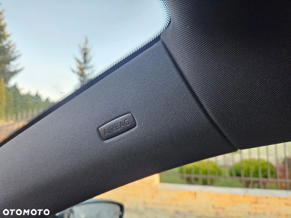 Volkswagen Scirocco - 30