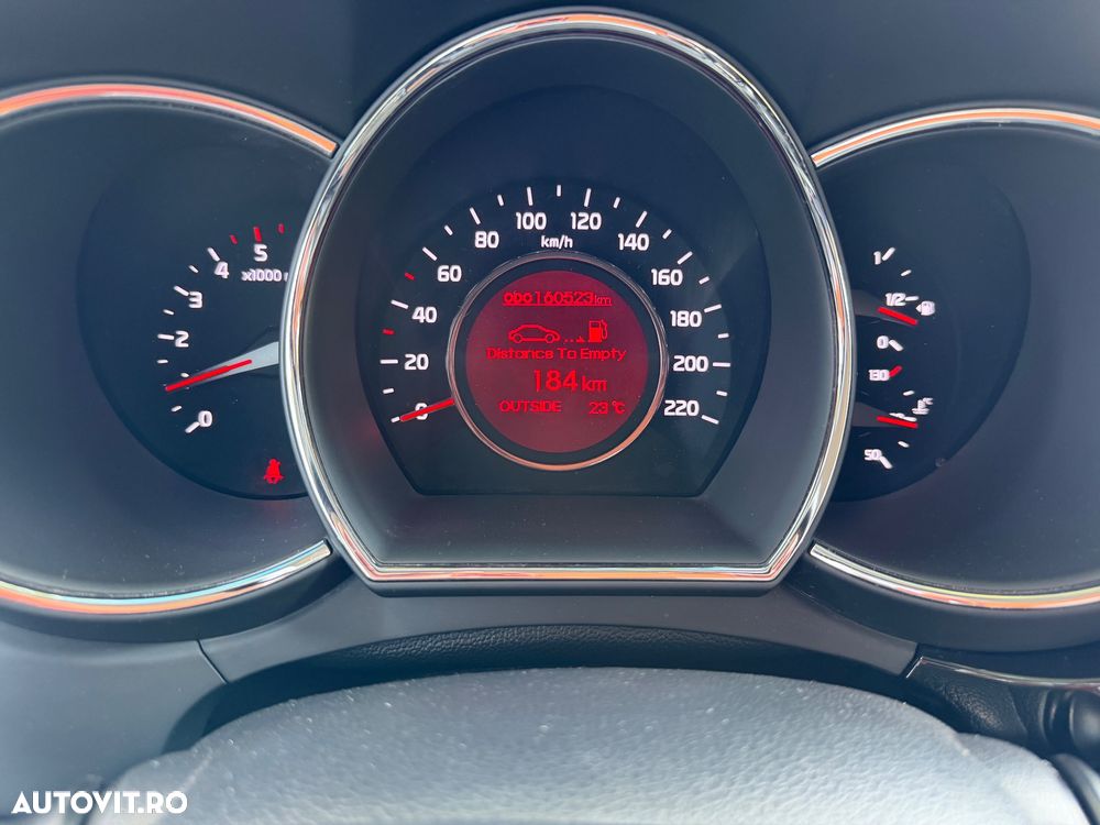 Kia Rio 1.1 CRDI Uefa Euro 2016 - 19