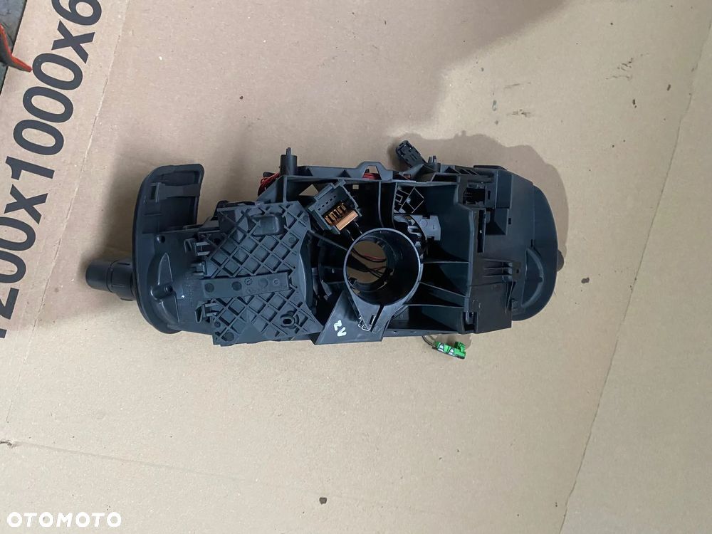 MANETKA PRZEŁĄCZNIK ZESPOLONY TAŚMA RENAULT CLIO III LIFT 8200906795A - 2