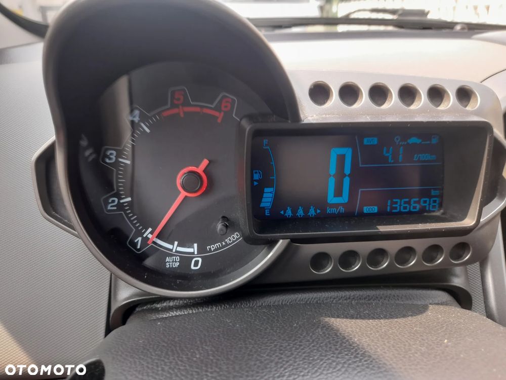 Chevrolet Aveo - 11