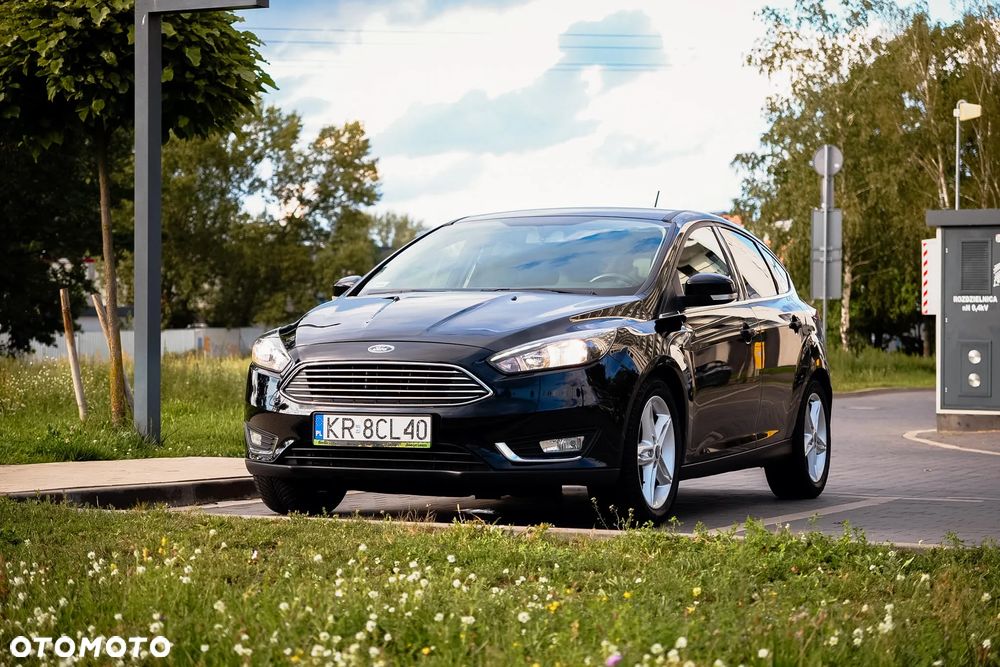 Ford Focus 1.5 EcoBoost Titanium ASS - 6