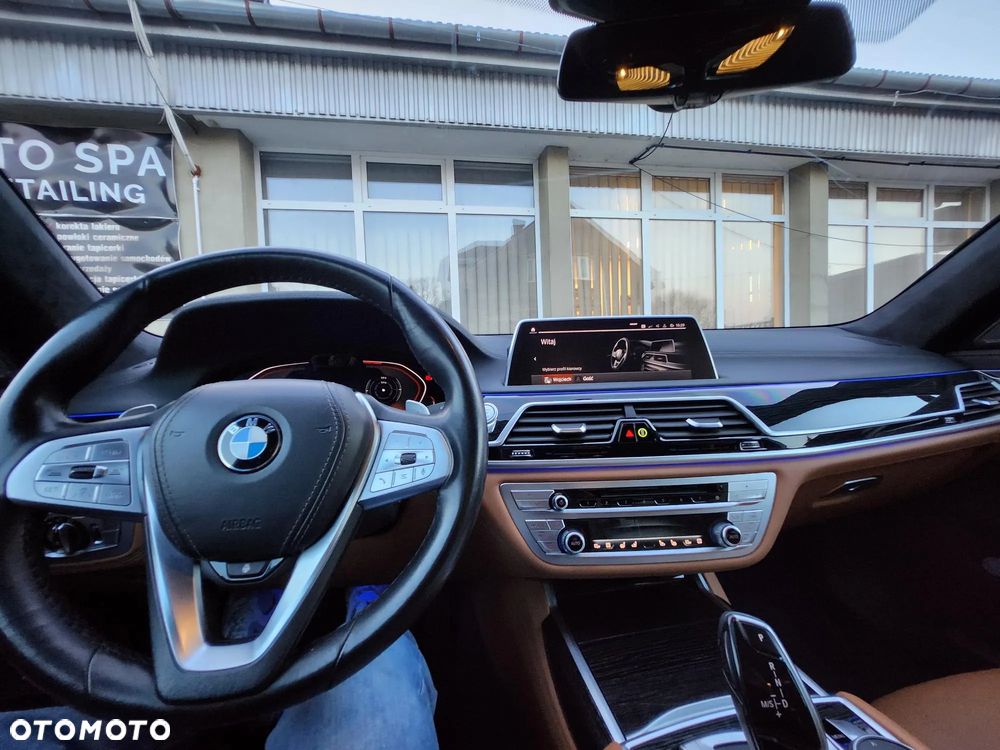 BMW Seria 7 - 10
