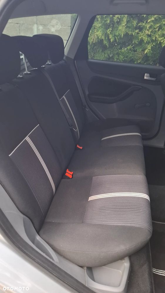 Ford Focus 1.6 TDCi Trend DPF - 11