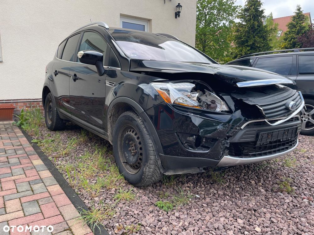 Ford Kuga 2.0 TDCi 4x4 Titanium - 2