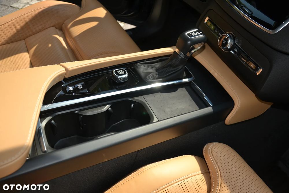 Volvo XC 90 T6 AWD Inscription 7os - 17