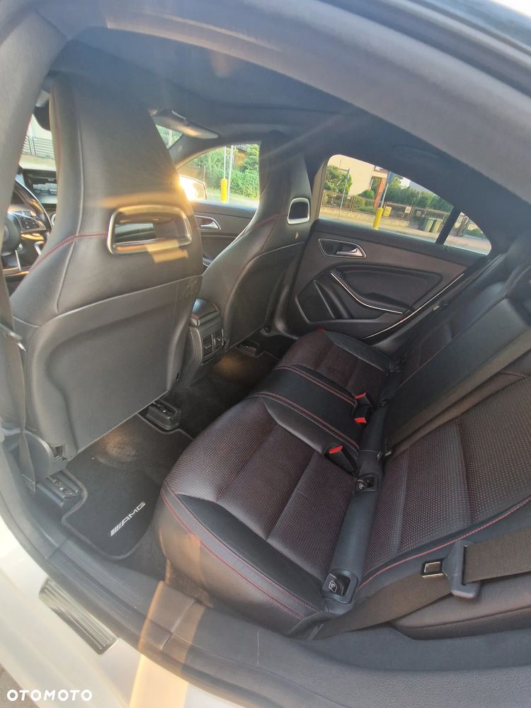 Mercedes-Benz CLA 220 d 7G-DCT AMG Line - 22