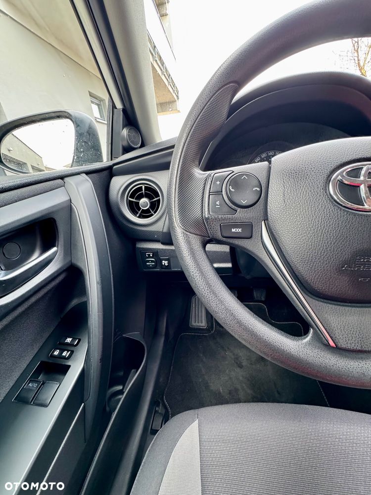 Toyota Auris 1.6 Active - 25
