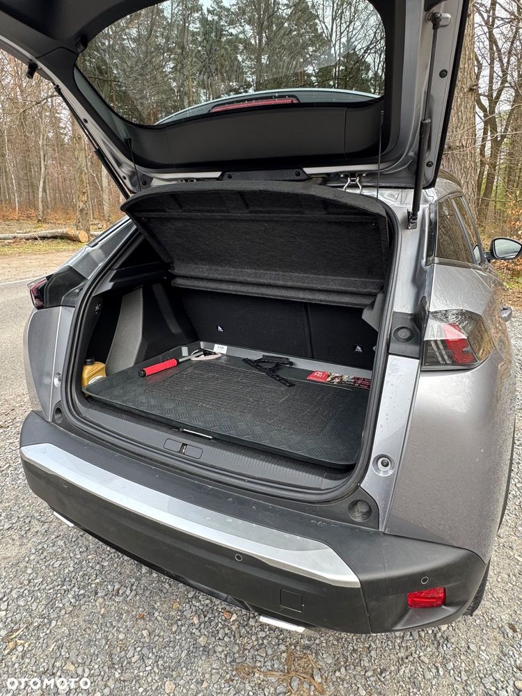 Peugeot 2008 1.2 PureTech Active Pack S&S - 24