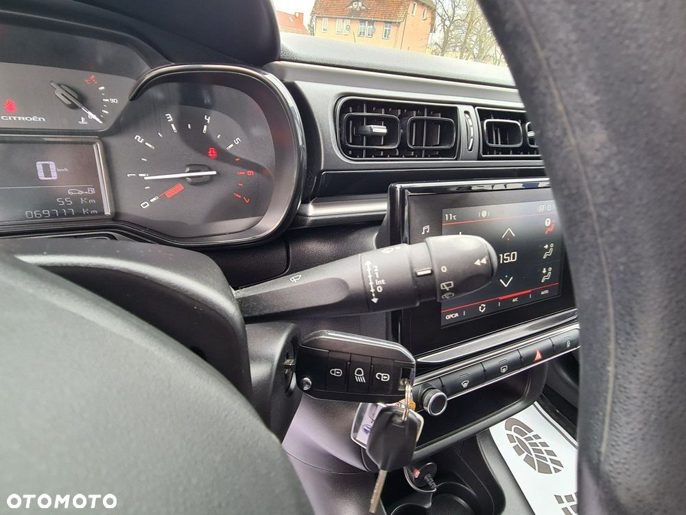 Citroën C3 1.2 PureTech Feel - 23