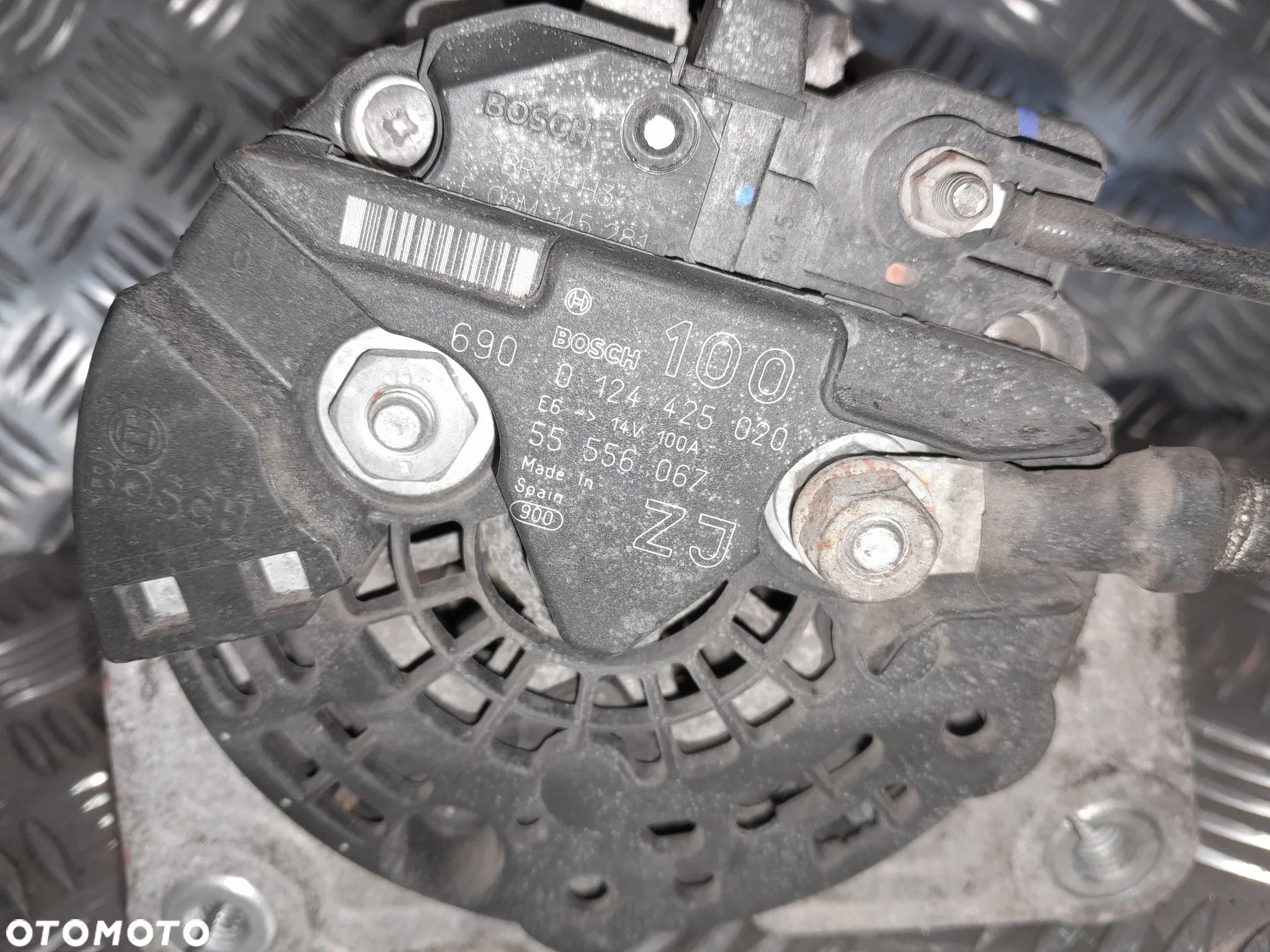 Alternator 100A OPEL Vectra C Zafira B Astra H 04-14r. 1.8 16v 55556067 - 5