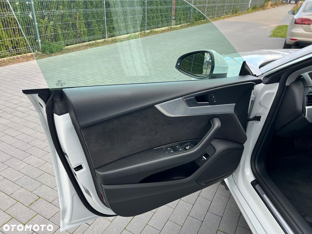 Audi A5 Sportback 2.0 TDI quattro S tronic - 15