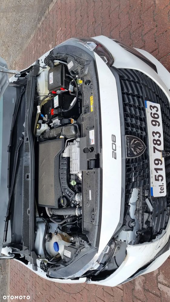 Peugeot 208 - 21