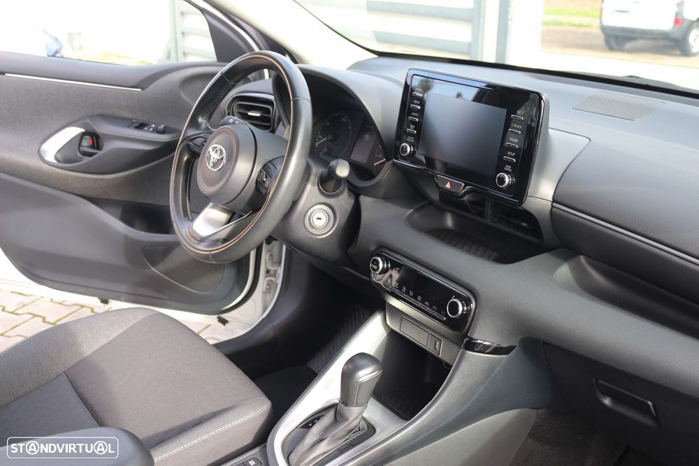 Toyota Yaris 1.5 HDF Comfort - 34