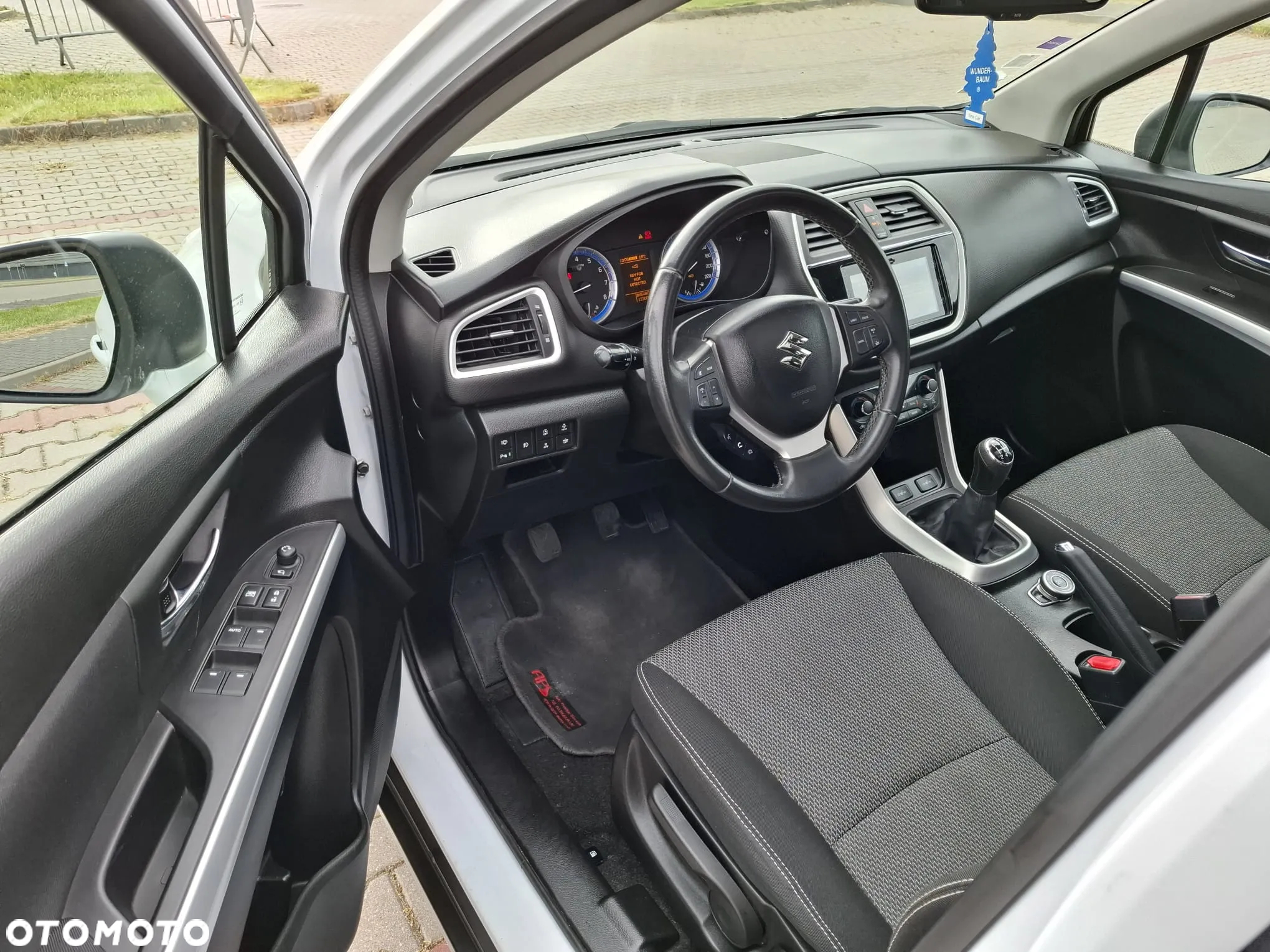Suzuki SX4 S-Cross 1.6 Elegance 4WD - 14