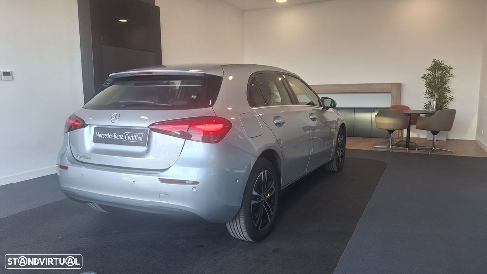 Mercedes-Benz A 250 e - 9