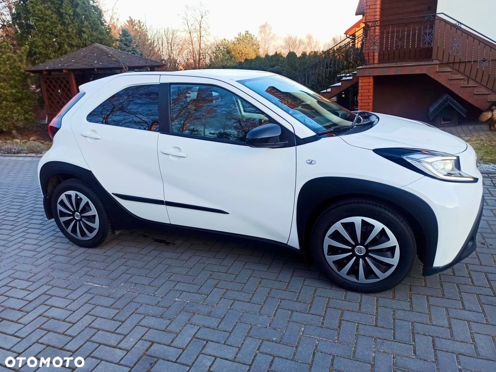 Toyota Aygo X 1.0 VVT-i Executive - 10