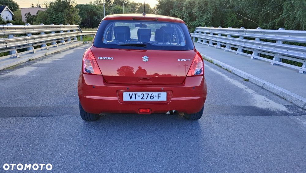 Suzuki Swift - 5