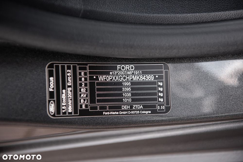 Ford Focus - 38
