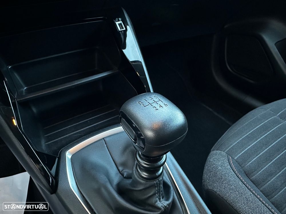 Peugeot 208 1.2 PureTech Allure Pack - 10