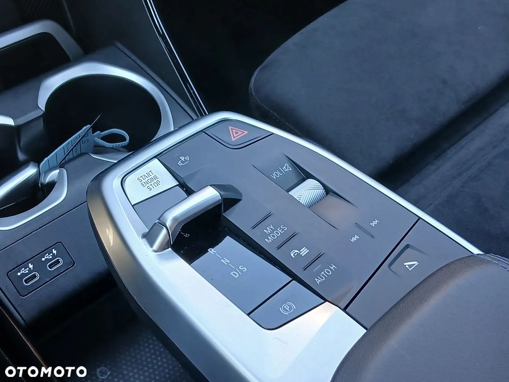 BMW X1 sDrive18d M Sport - 23
