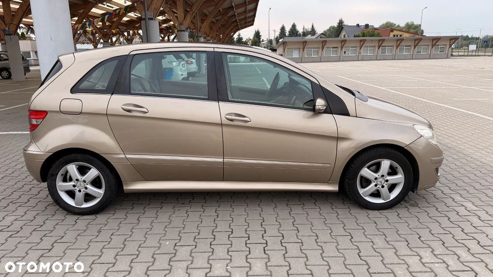 Mercedes-Benz Klasa B 200 - 4