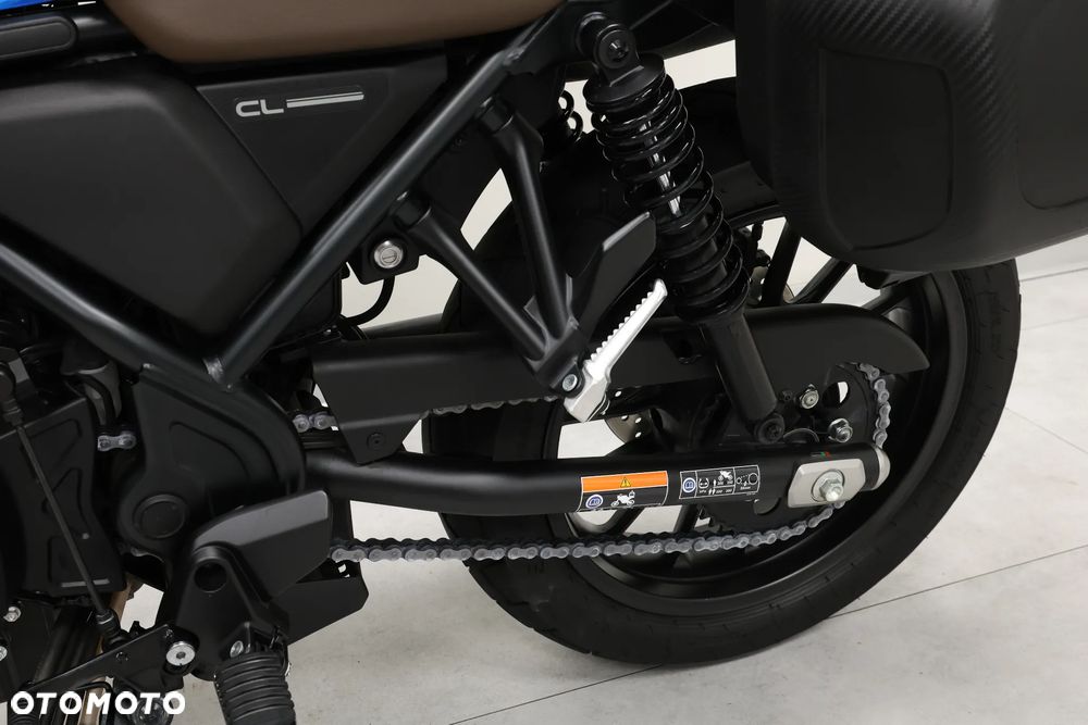 Honda CL - 39