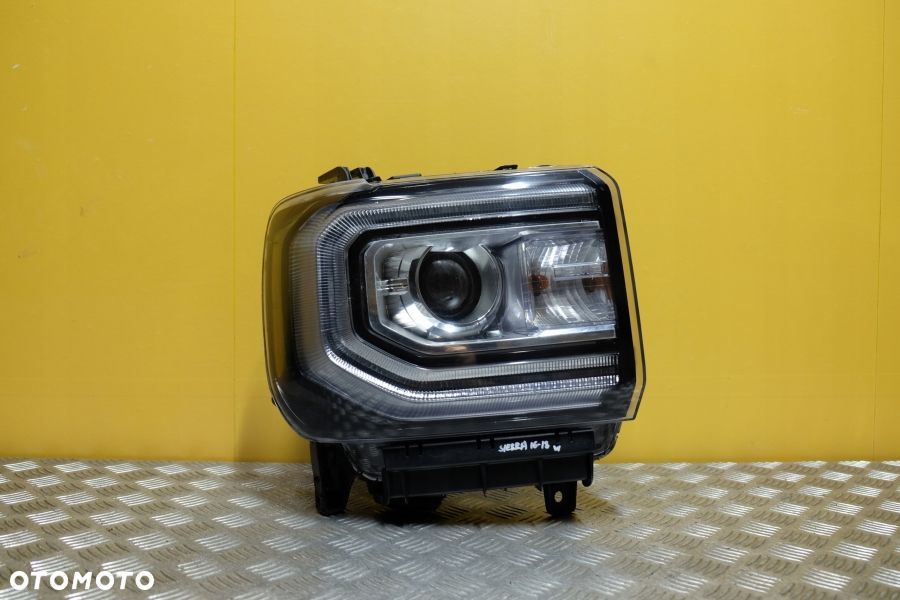 GMC SIERRA 2016-2018 REFLEKTOR LAMPA XENON R USA - 1