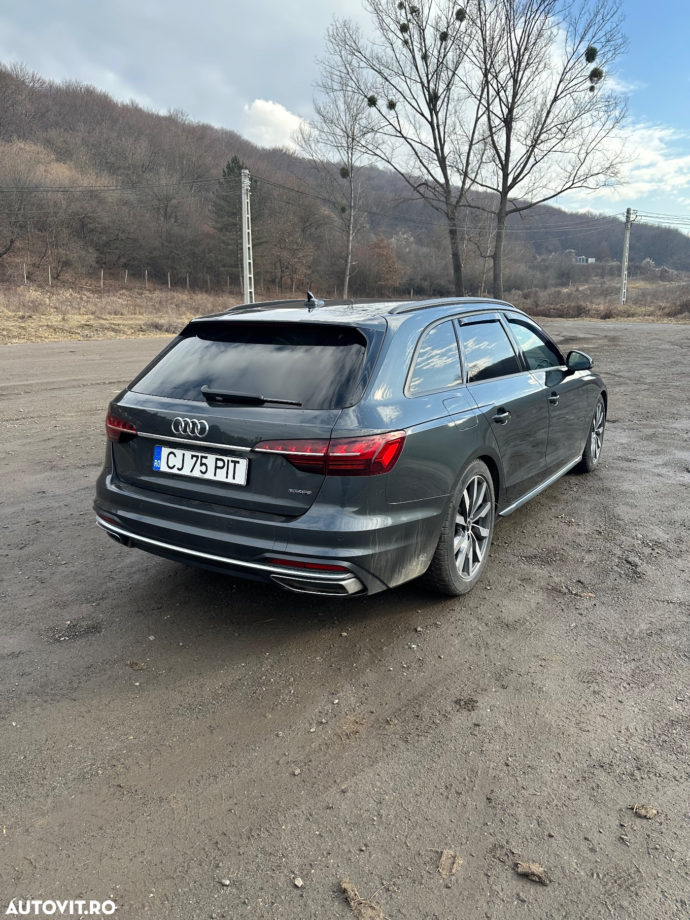 Audi A4 Avant 2.0 40 TDI quattro S tronic MHEV Advanced - 3