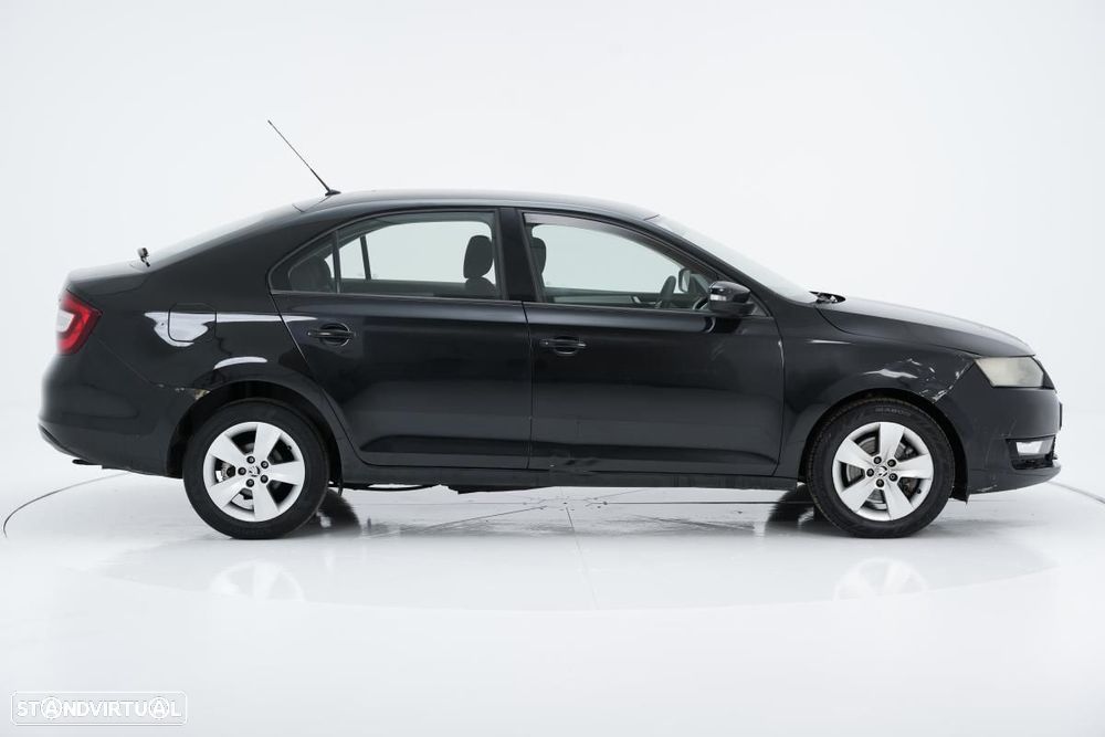 Skoda Rapid - 2