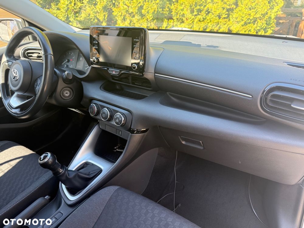 Toyota Yaris - 7