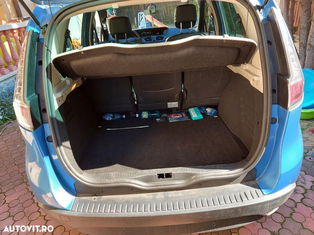 Renault Scenic - 8