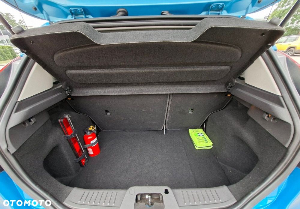 Ford Fiesta - 12