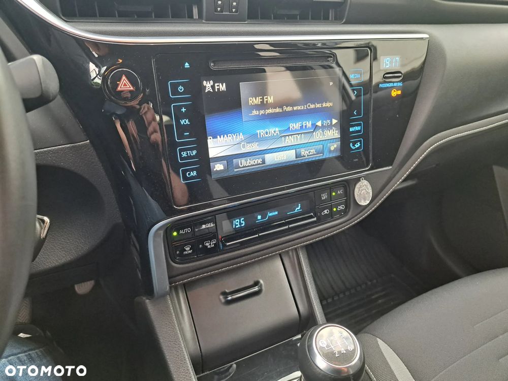 Toyota Auris - 23