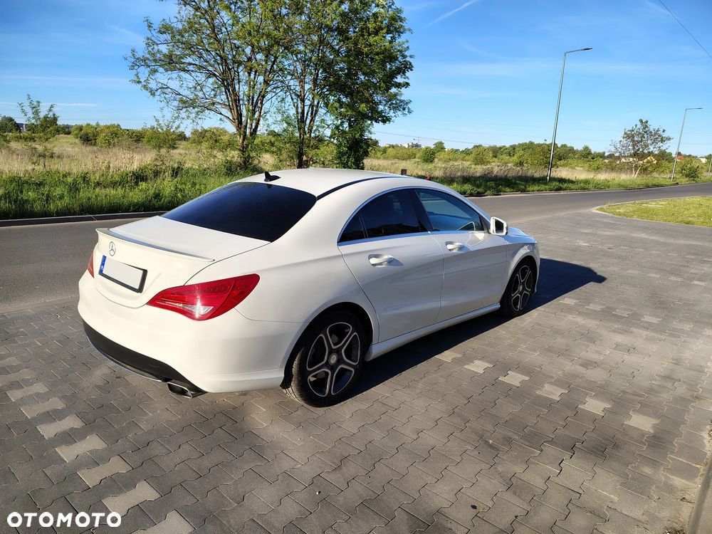 Mercedes-Benz CLA 250 7G-DCT Sport - 3