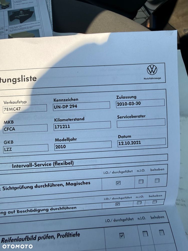 Volkswagen Multivan - 34