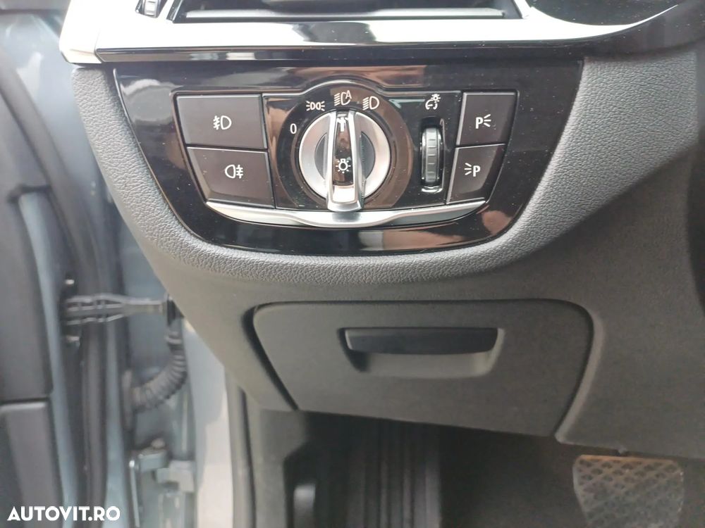 BMW Seria 5 520d xDrive Aut. - 12