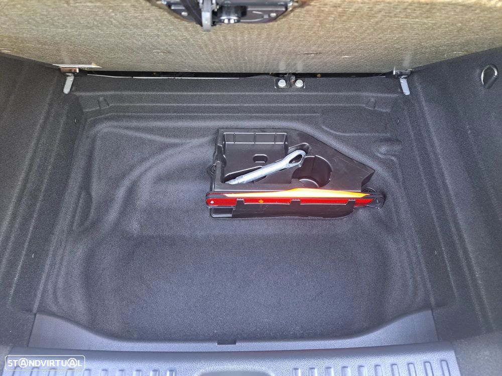 Mercedes-Benz A 180 CDI (BlueEFFICIENCY) Urban - 27